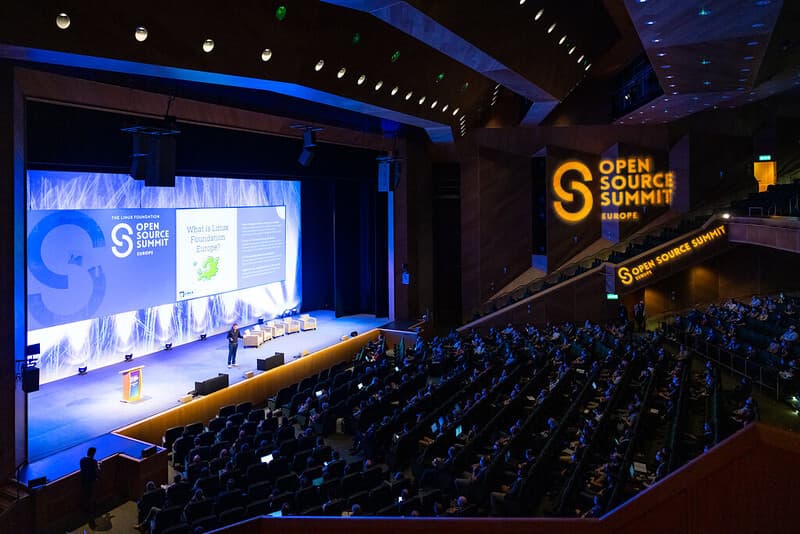 My First International conference- Open Source Summit-2022馃帀